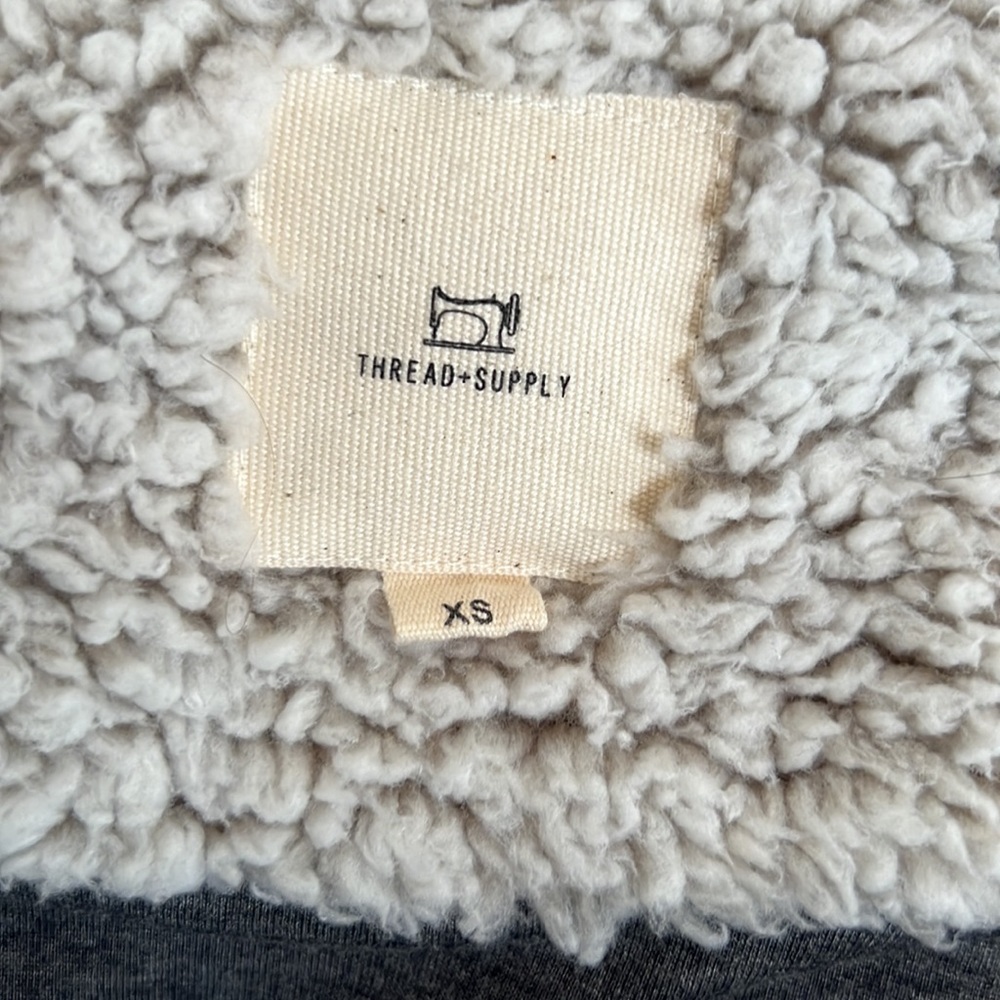 ❤️THREAD & SUPPLY❤️ Wubby Jacket - Picture 8 of 10